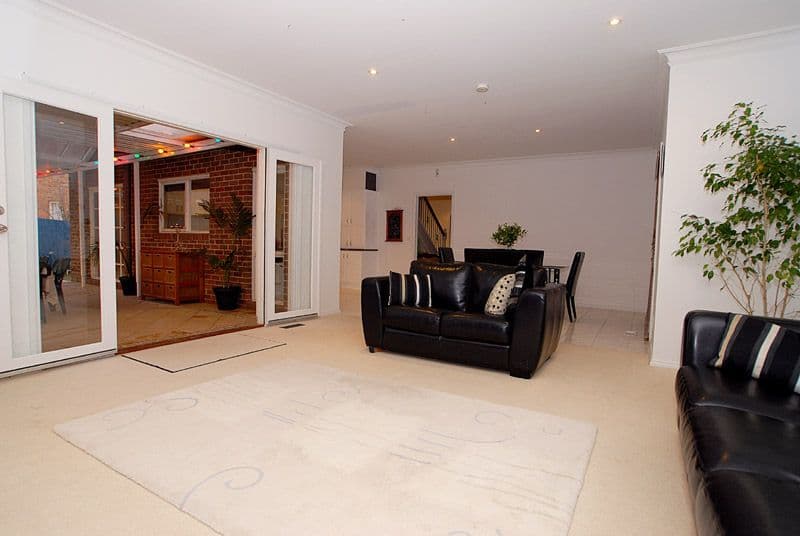 18B Tandragee Close, WANTIRNA SOUTH VIC 3152, Wantirna South - Thumbnail 7
