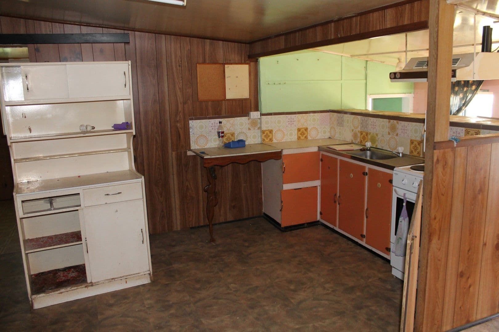 27 Gavin Street, BUNDABERG NORTH QLD 4670, Bundaberg North - Thumbnail 2
