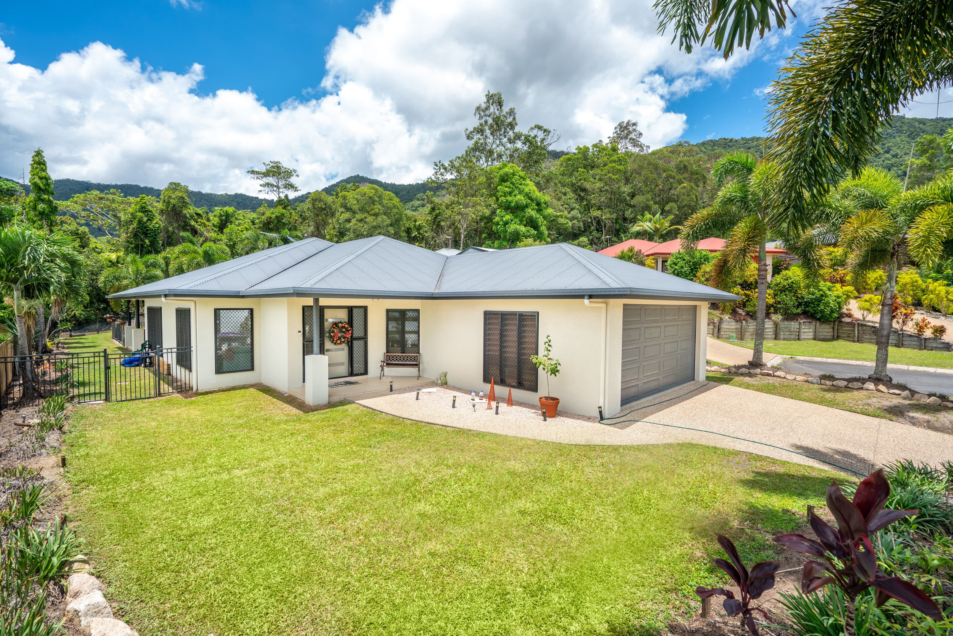 27 Surtees Close, Bentley Park QLD 4869, Bentley Park - Thumbnail 2