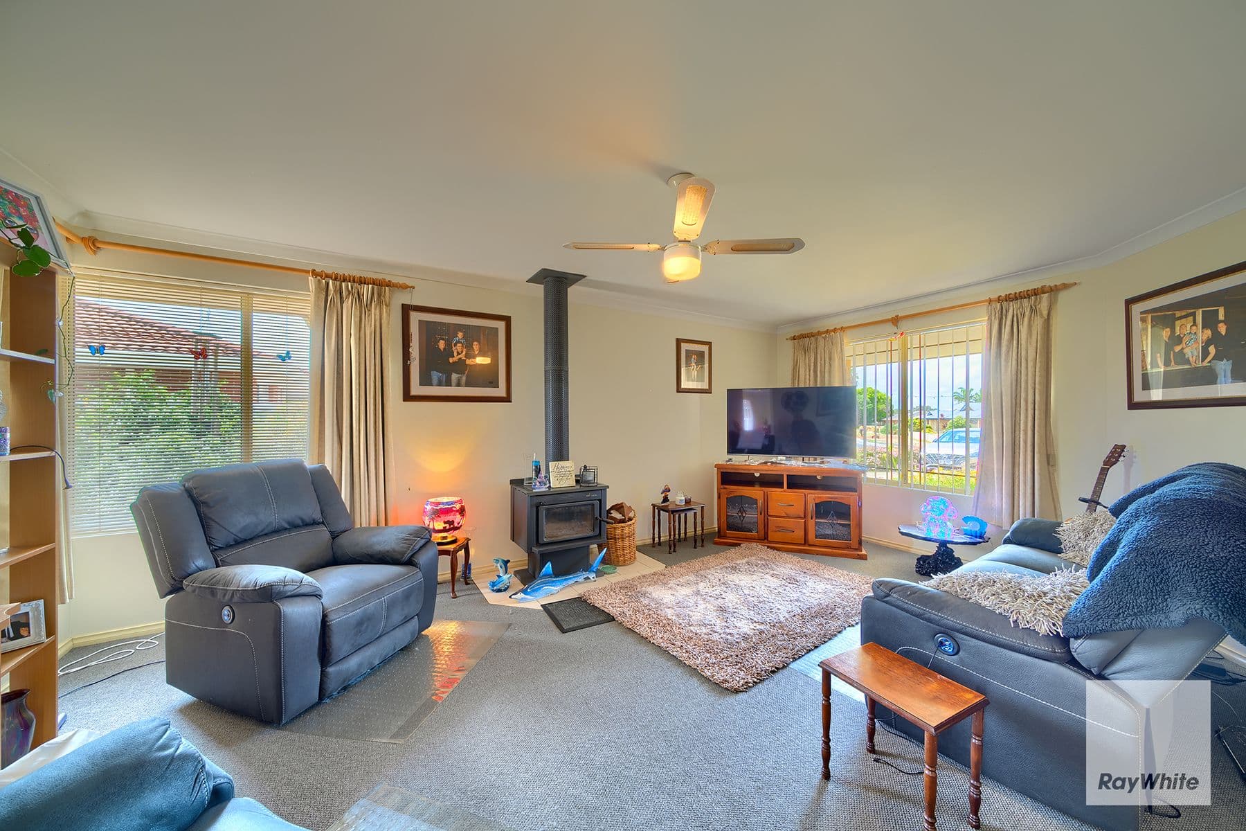 52 Sierra Crescent, Orana WA 6330, Orana - Thumbnail 2