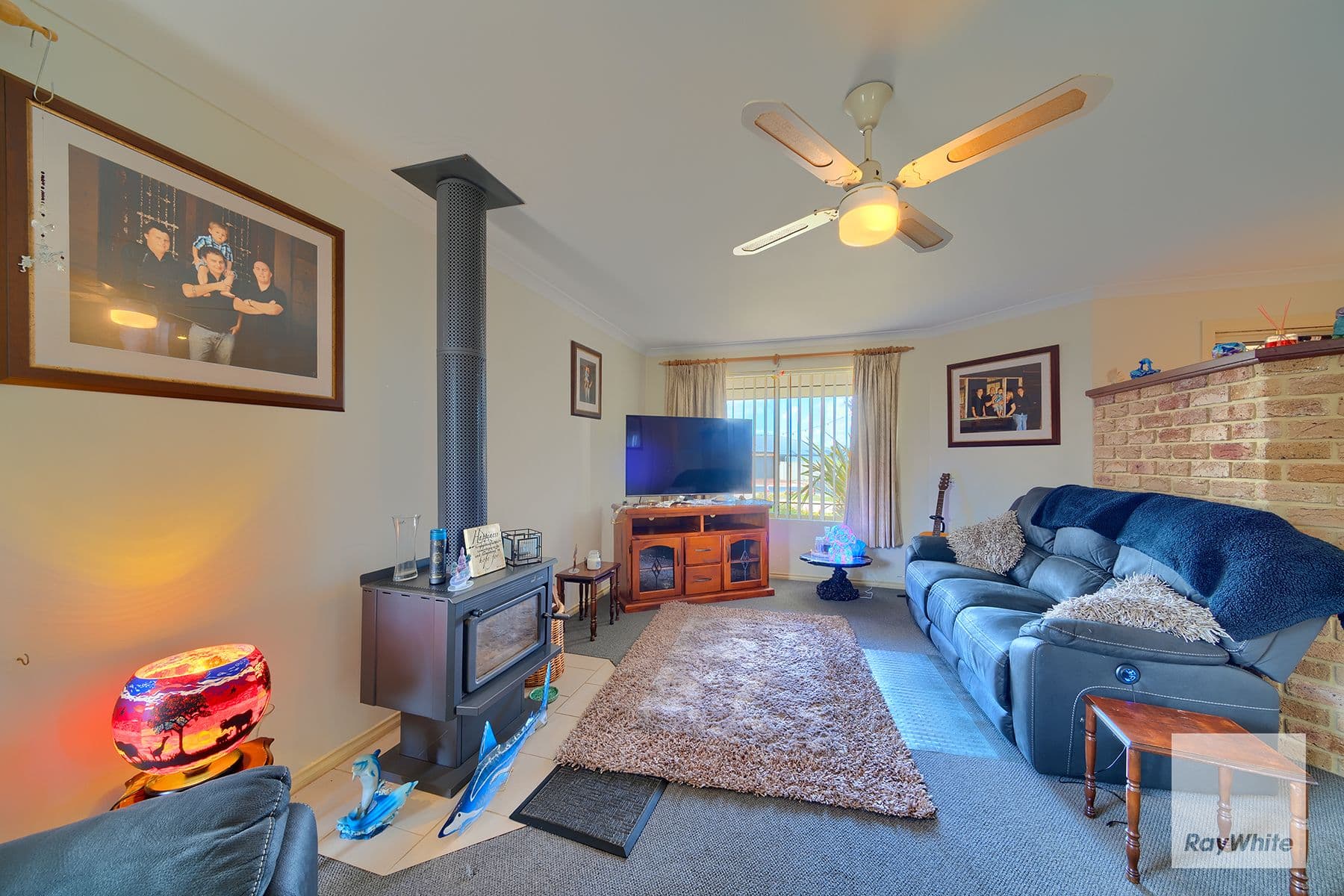 52 Sierra Crescent, Orana WA 6330, Orana - Thumbnail 3