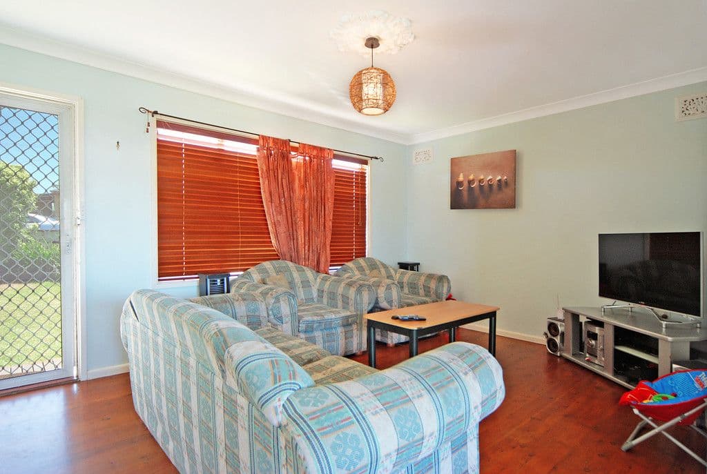 237 Shellharbour Road, BARRACK HEIGHTS NSW 2528, Barrack Heights - Thumbnail 2