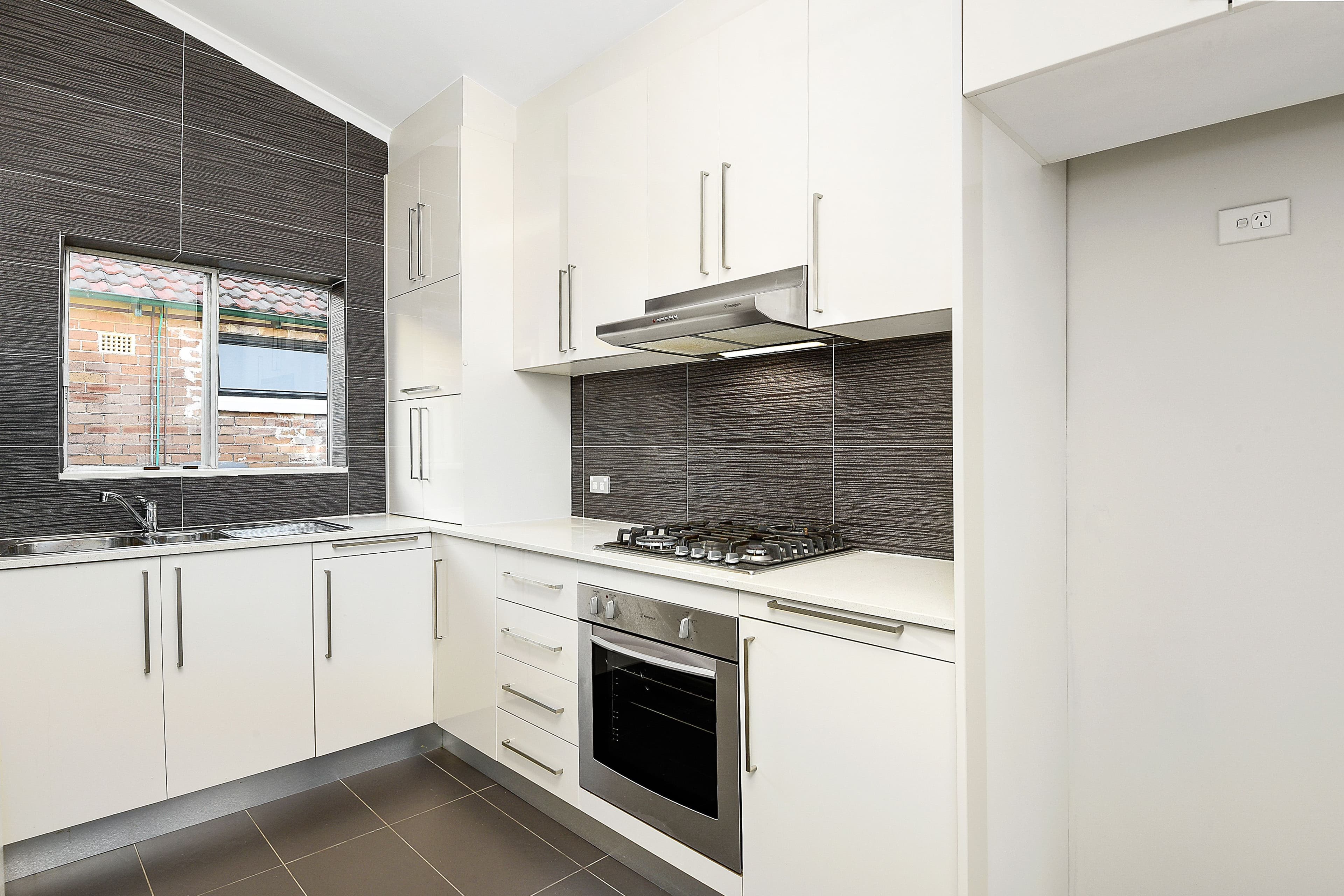 11/33 Queen Victoria St, Bexley, NSW 2207, Bexley - Thumbnail 3