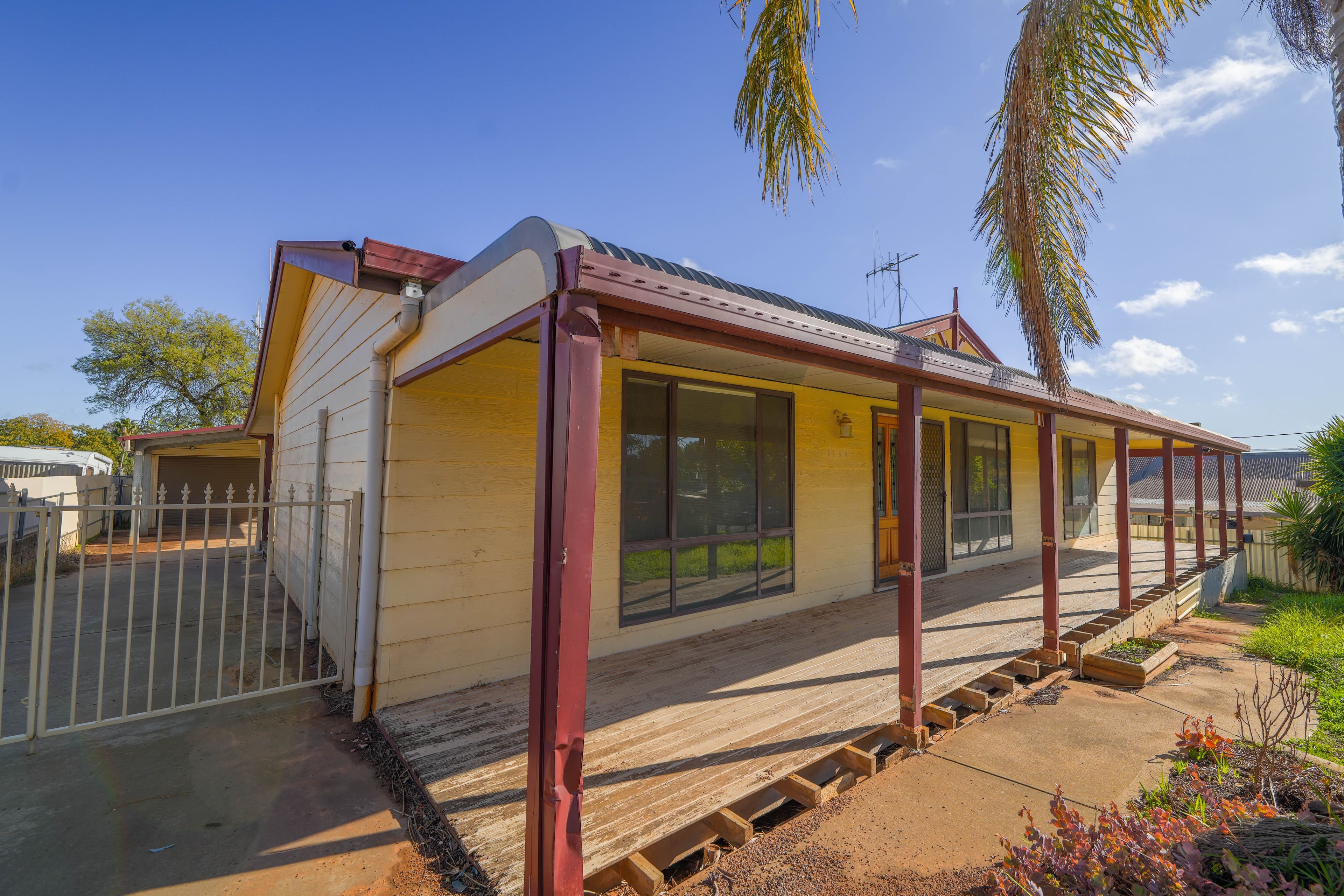 6 Park Street, Parkes NSW 2870, Parkes - Image 1
