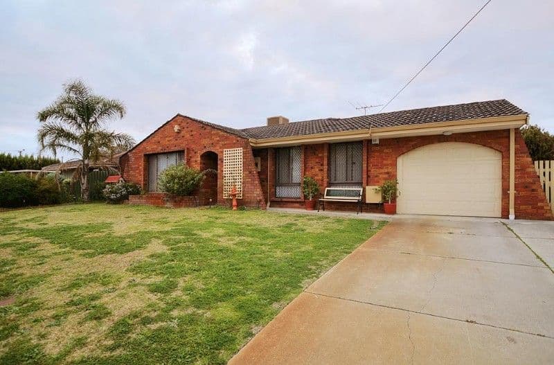 11 Gascoyne Drive, GOSNELLS WA 6110, Gosnells - Image 1