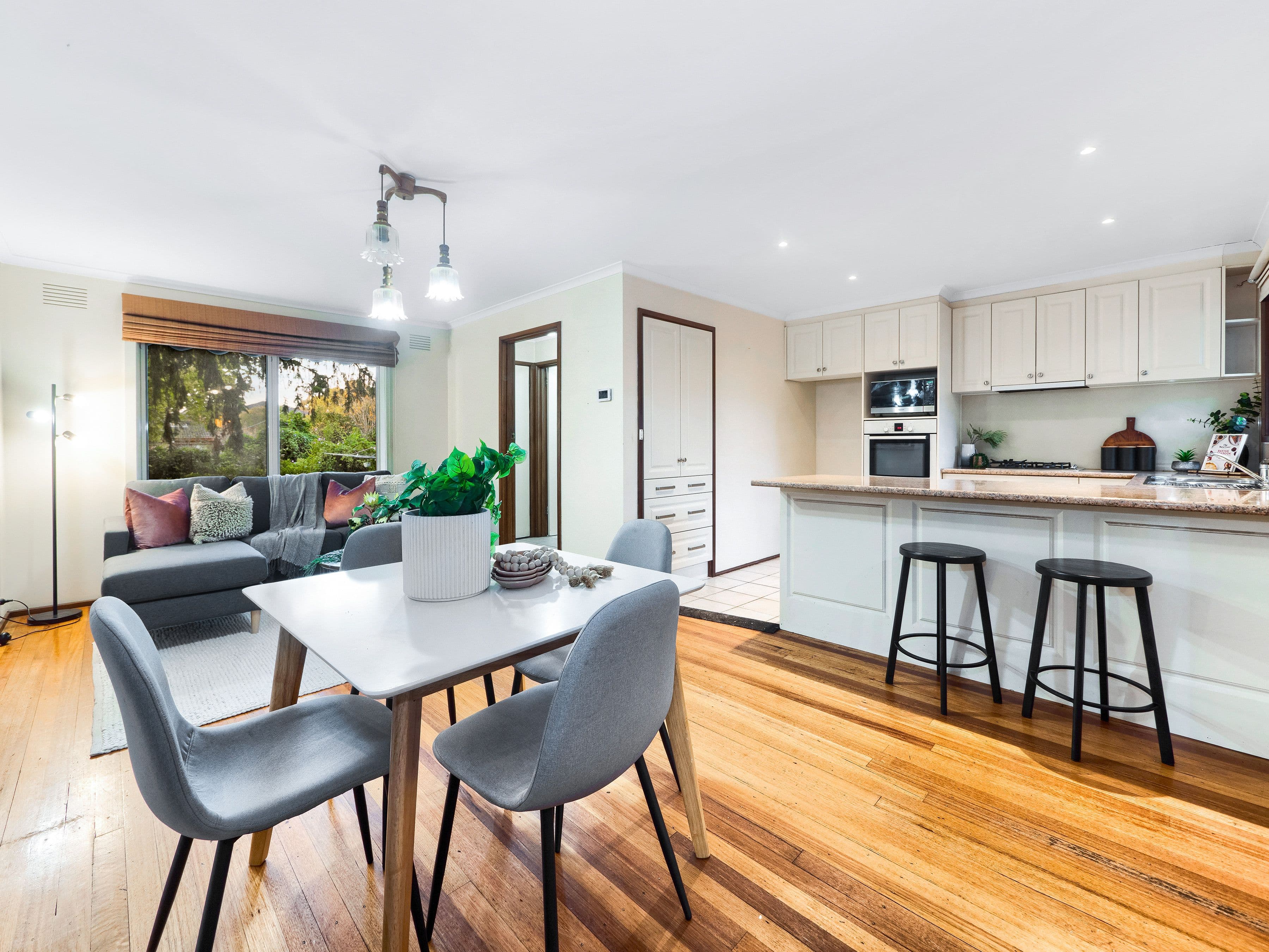 9 Aisbett Avenue, Wantirna South VIC 3152, Wantirna South - Thumbnail 6