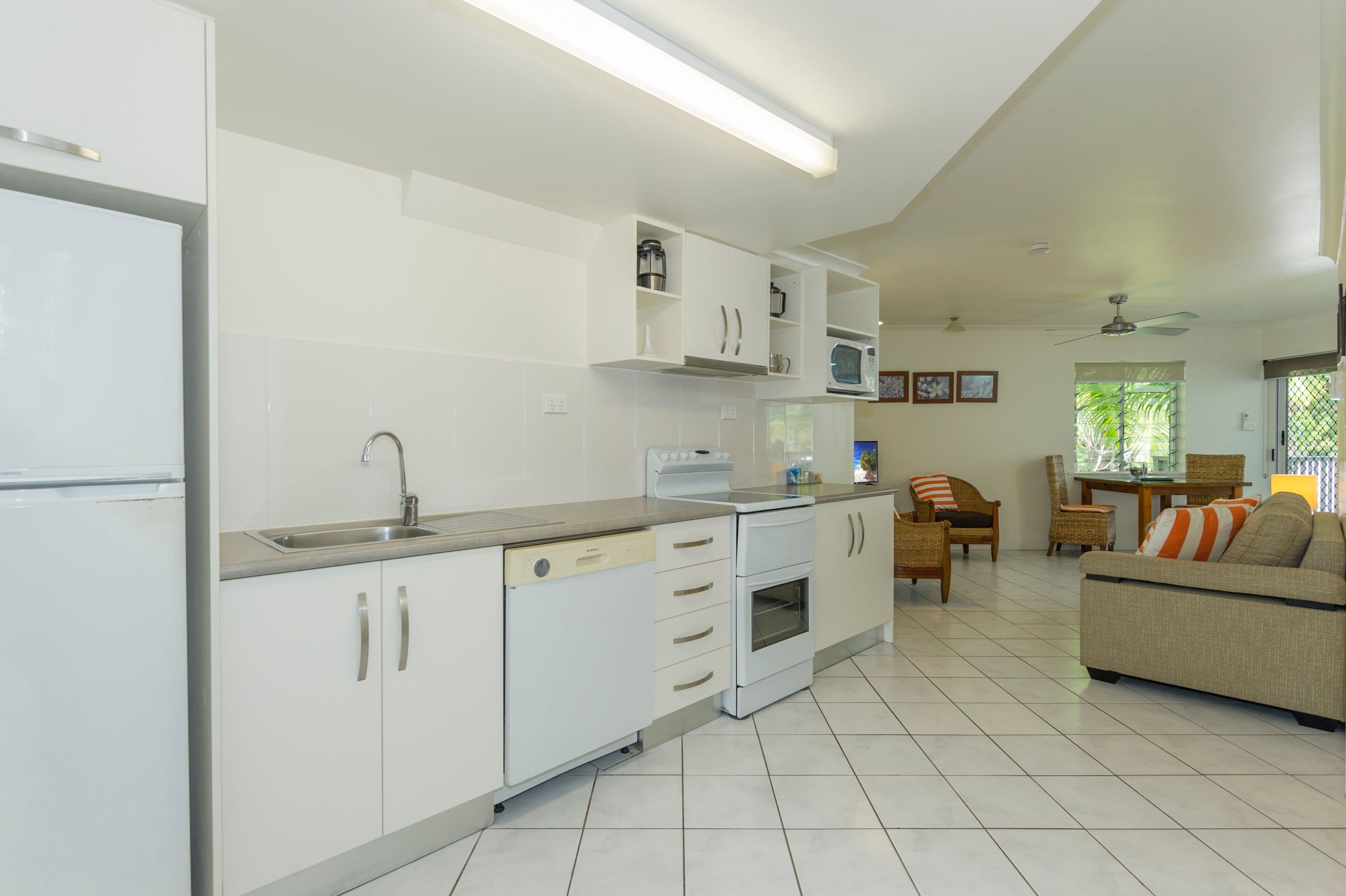 10 Mudlo Street, Port Douglas QLD 4877, Port Douglas - Thumbnail 2