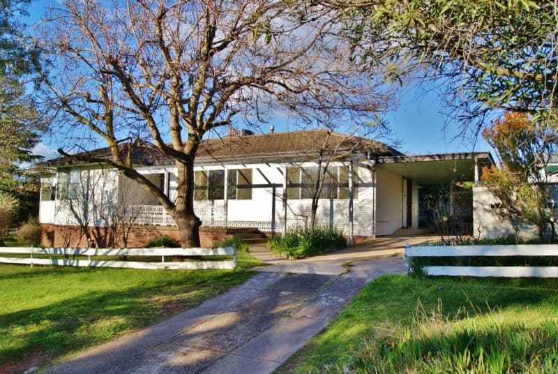 16 William Street, YOUNG NSW 2594, Young - Image 1