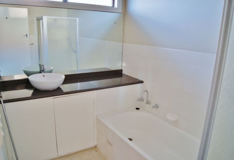 16 William Street, YOUNG NSW 2594, Young - Thumbnail 5