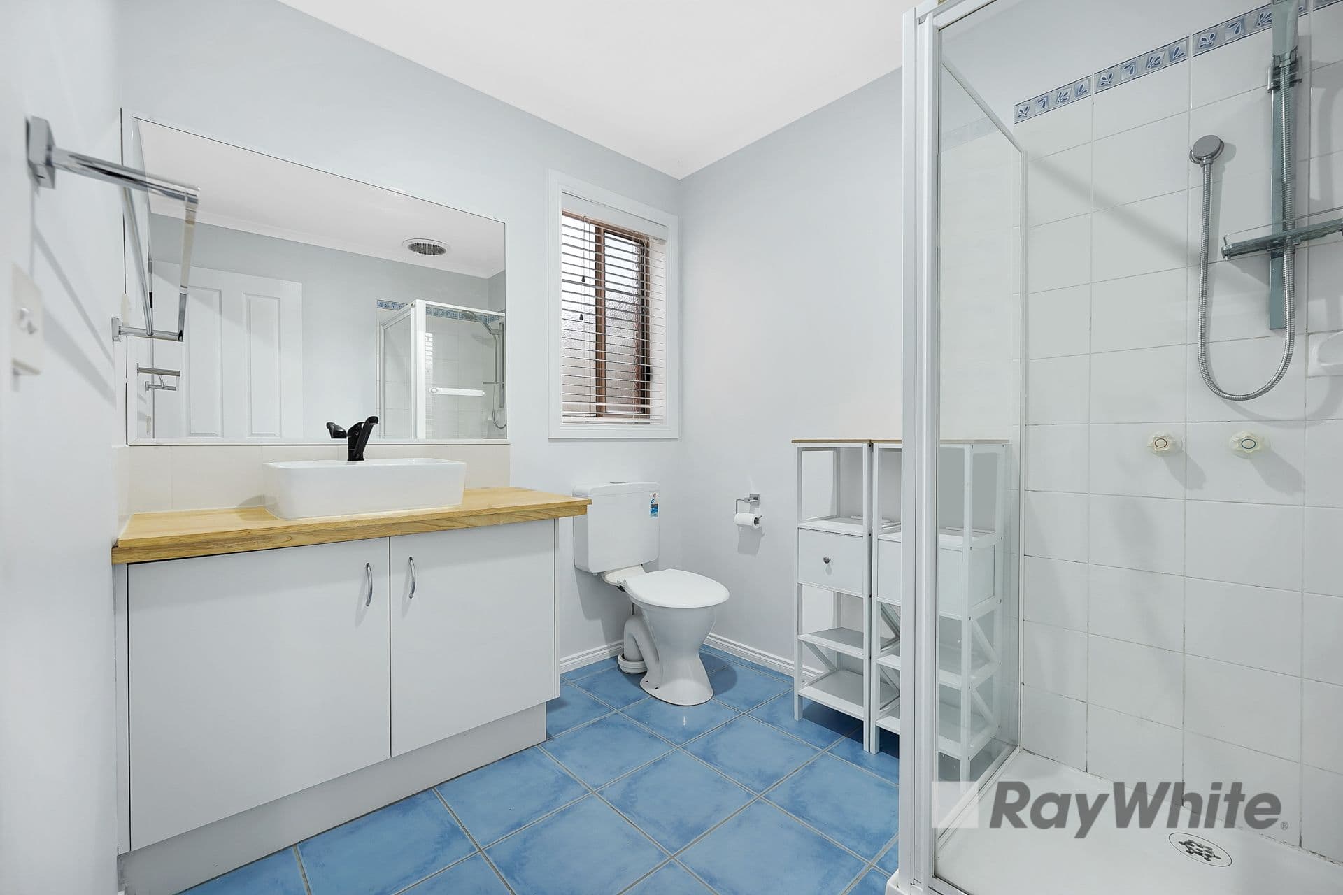 8 Heidi Court, Pakenham VIC 3810, Pakenham - Thumbnail 7