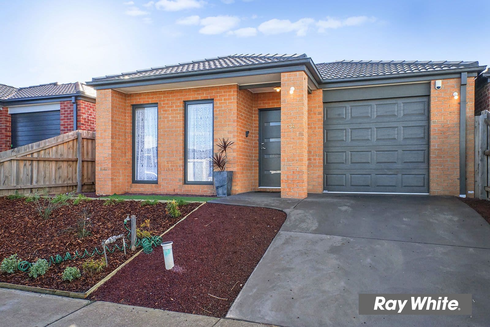 34 Chantelle Parade, Tarneit VIC 3029, Tarneit - Thumbnail 2