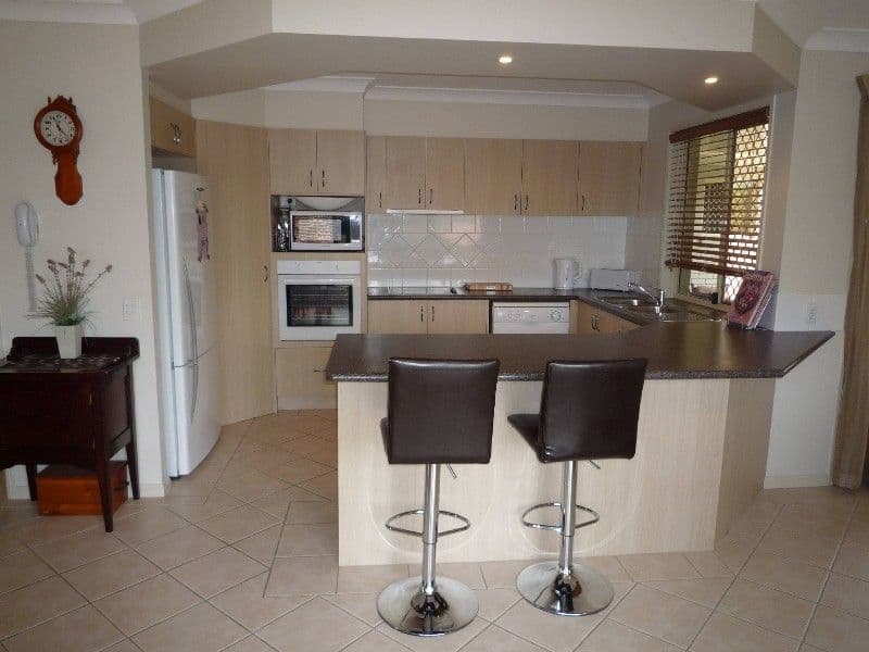 27 Tiger Drive, ARUNDEL QLD 4214, Arundel - Thumbnail 3