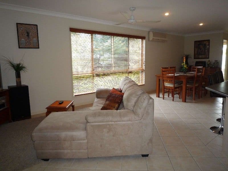 27 Tiger Drive, ARUNDEL QLD 4214, Arundel - Thumbnail 8