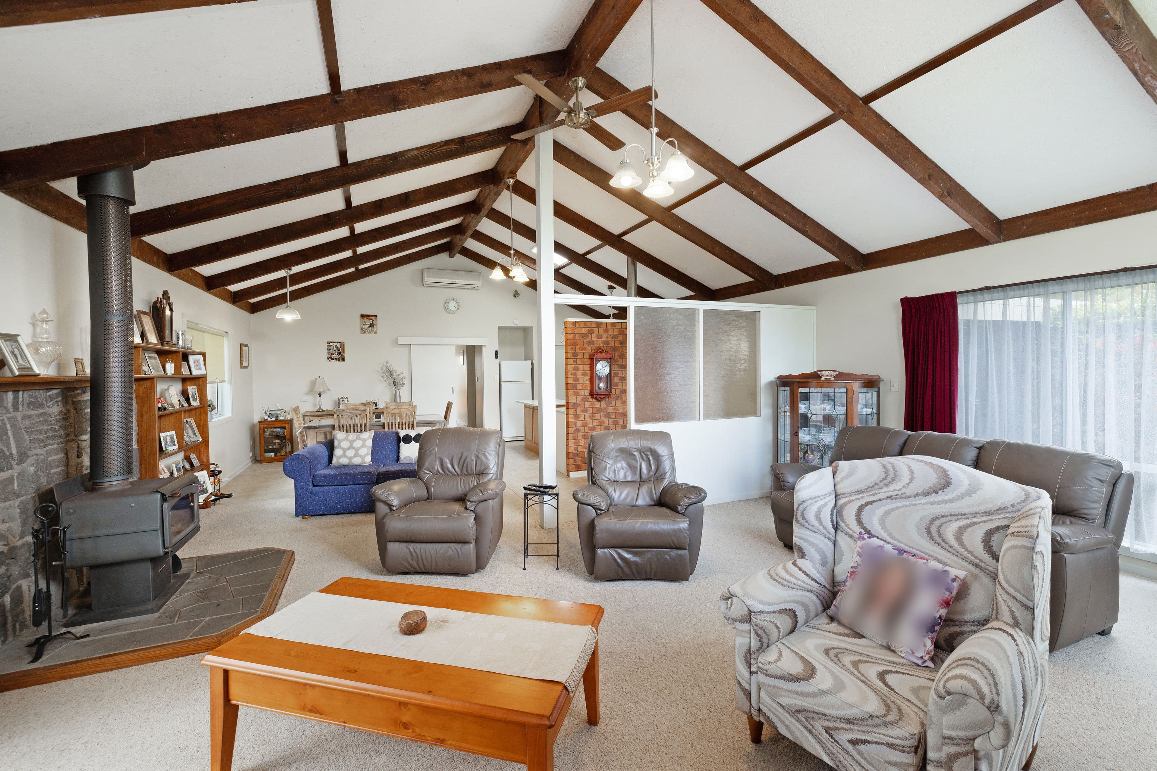 70 Warrnambool Road, Terang VIC 3264, Terang - Thumbnail 2