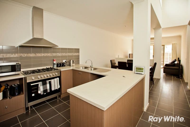 4 Haakman Way, PAKENHAM VIC 3810, Pakenham - Thumbnail 4