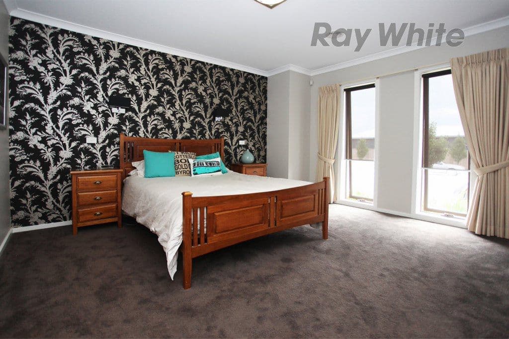 44 Malibu Boulevard, POINT COOK VIC 3030, Point Cook - Thumbnail 5