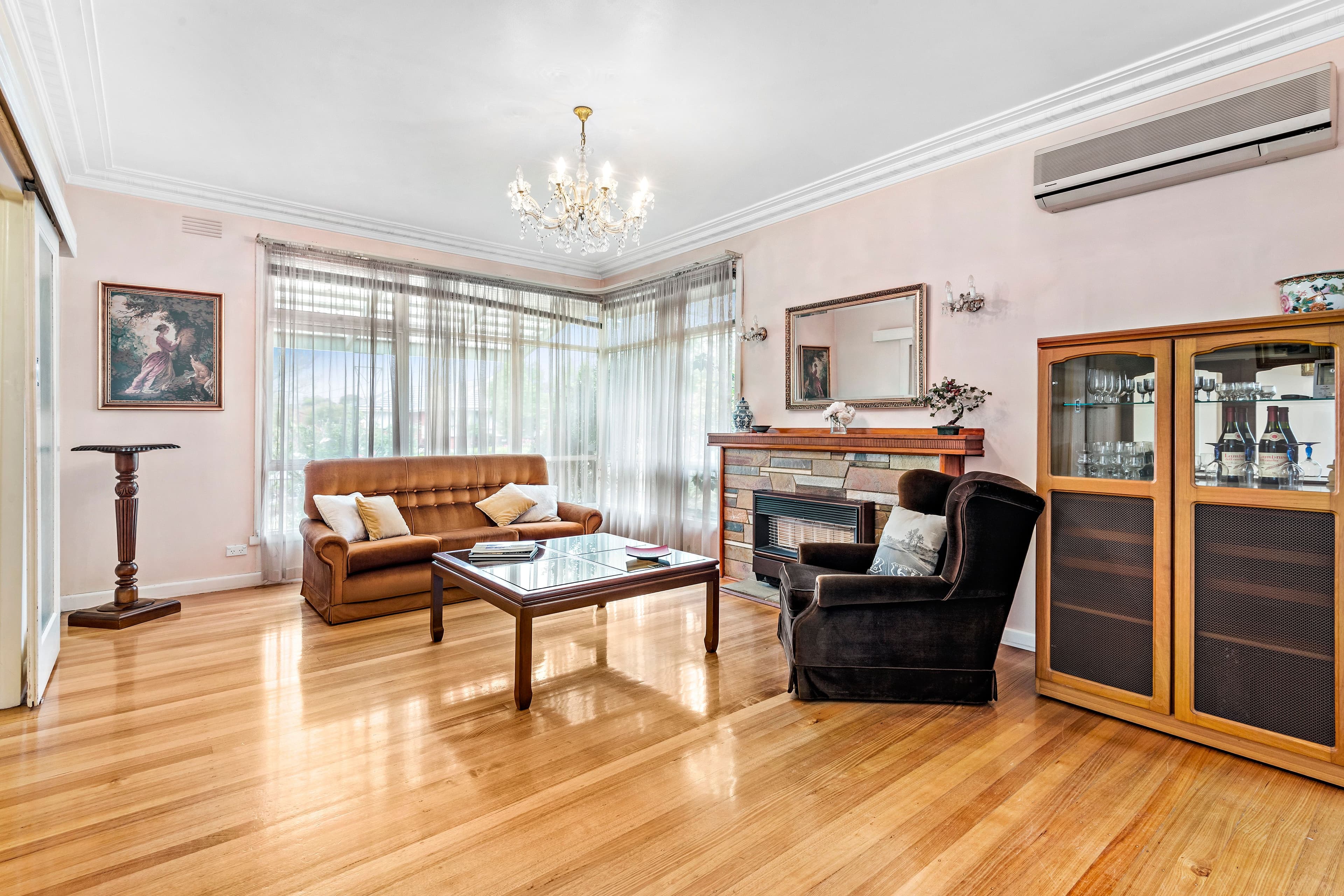 8 Ladner Court, Chadstone VIC 3148, Chadstone - Thumbnail 2