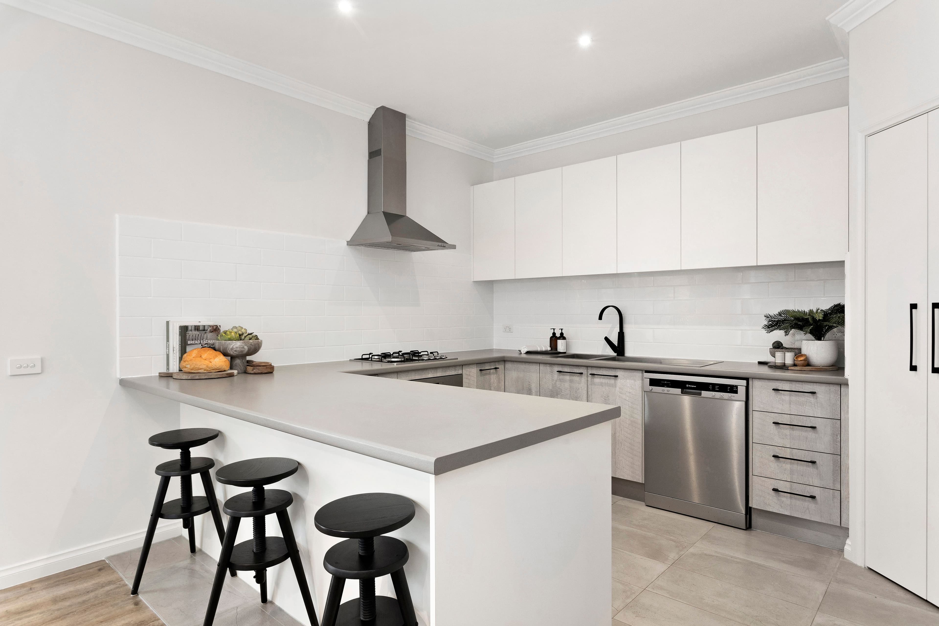 13A Elman Road, Cheltenham VIC 3192, Cheltenham - Thumbnail 2