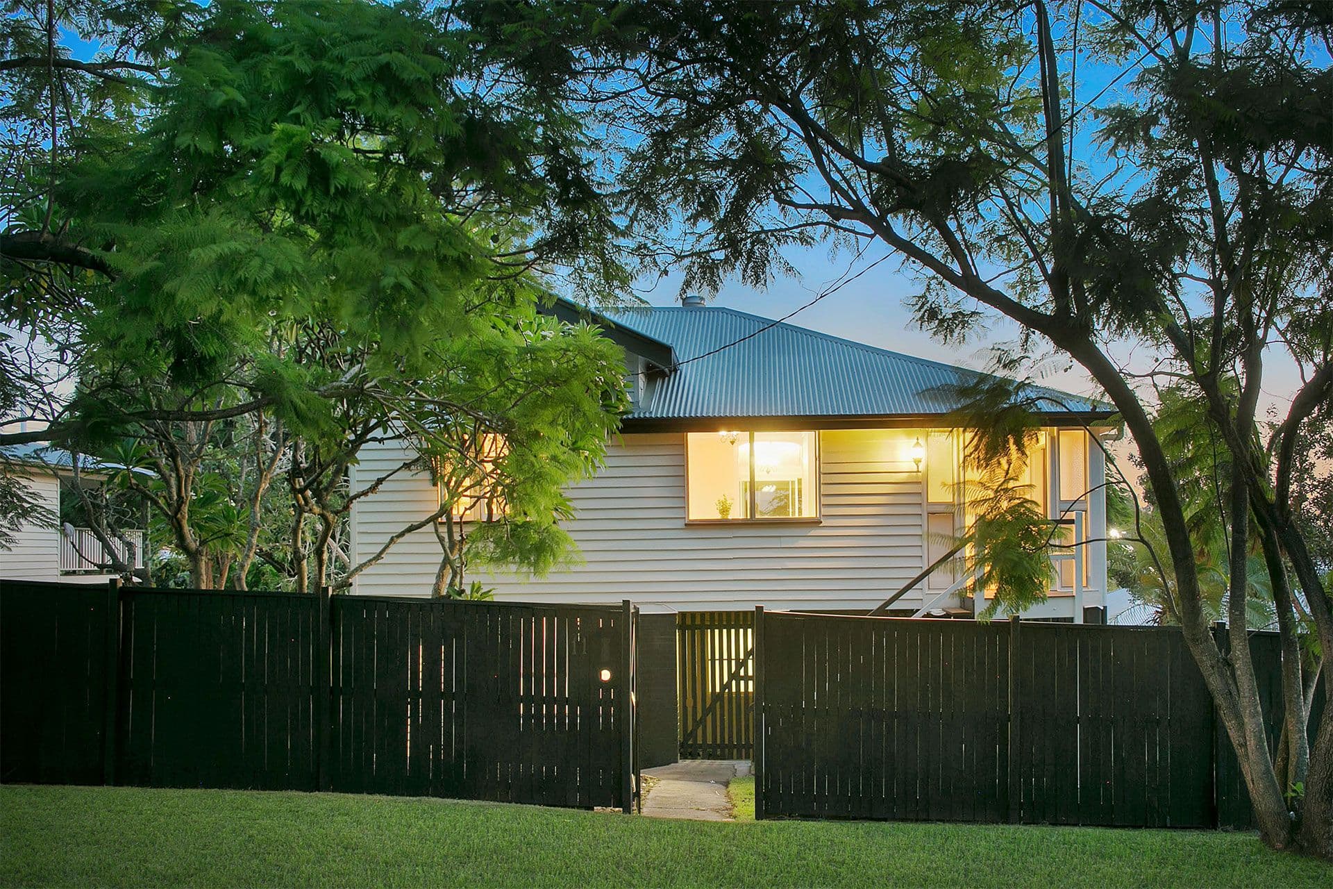 11 Blackwood Road, Salisbury QLD 4107, Salisbury - Image 1