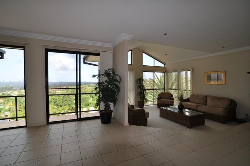 32 Convery Crescent, HIGHLAND PARK QLD 4211, Highland Park - Thumbnail 6