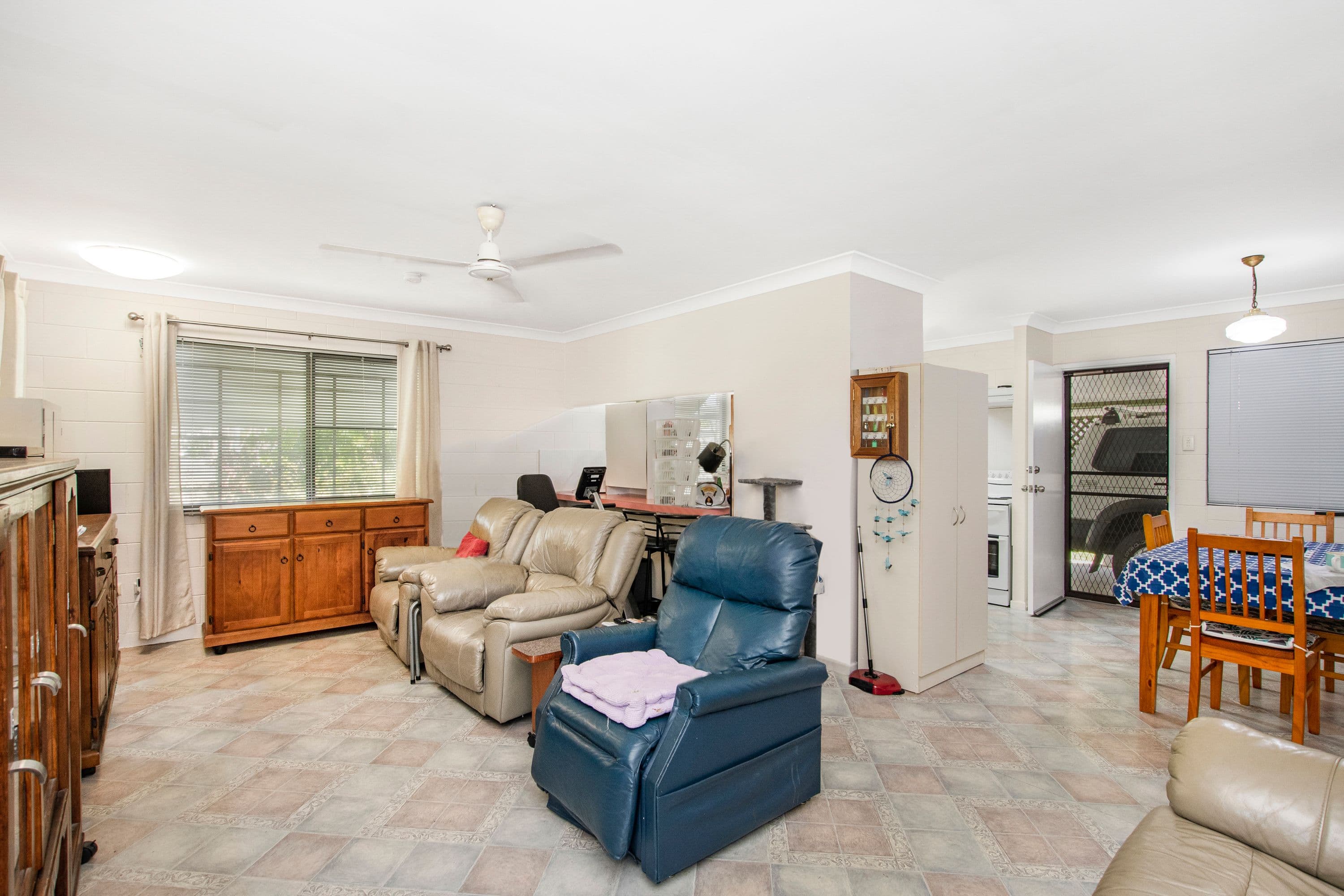 43 Winston Crescent, Kirwan QLD 4817, Kirwan - Thumbnail 3