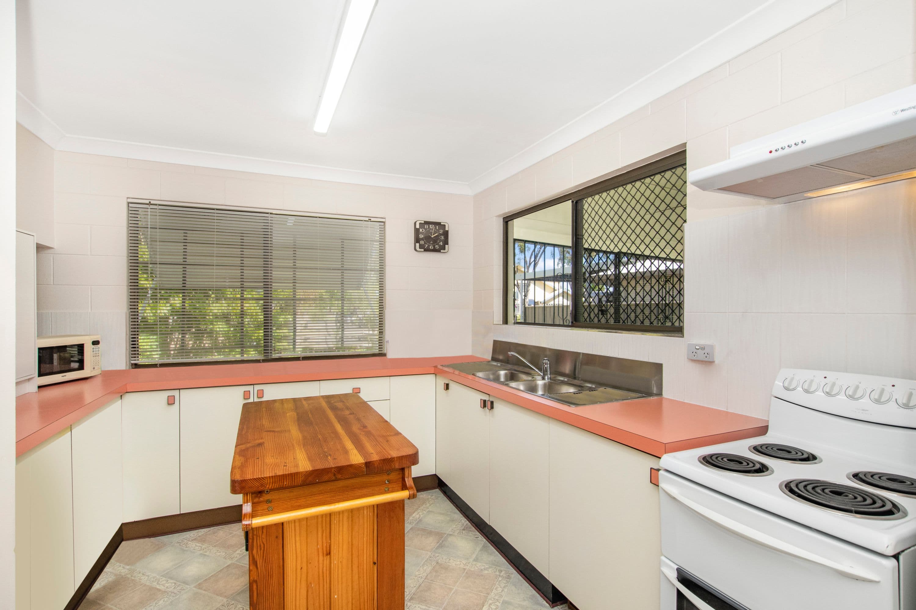 43 Winston Crescent, Kirwan QLD 4817, Kirwan - Thumbnail 4