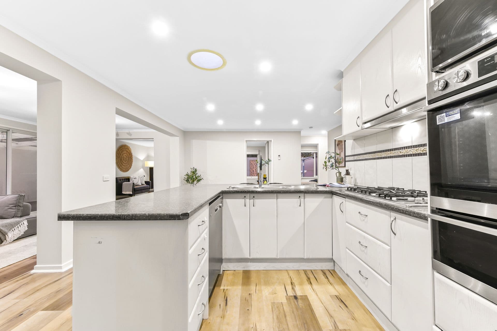 12 Tyntynder Close, Berwick VIC 3806, Berwick - Thumbnail 5