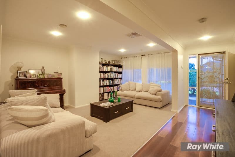 1 Persimmon Place, Werribee VIC 3030, Werribee - Thumbnail 3