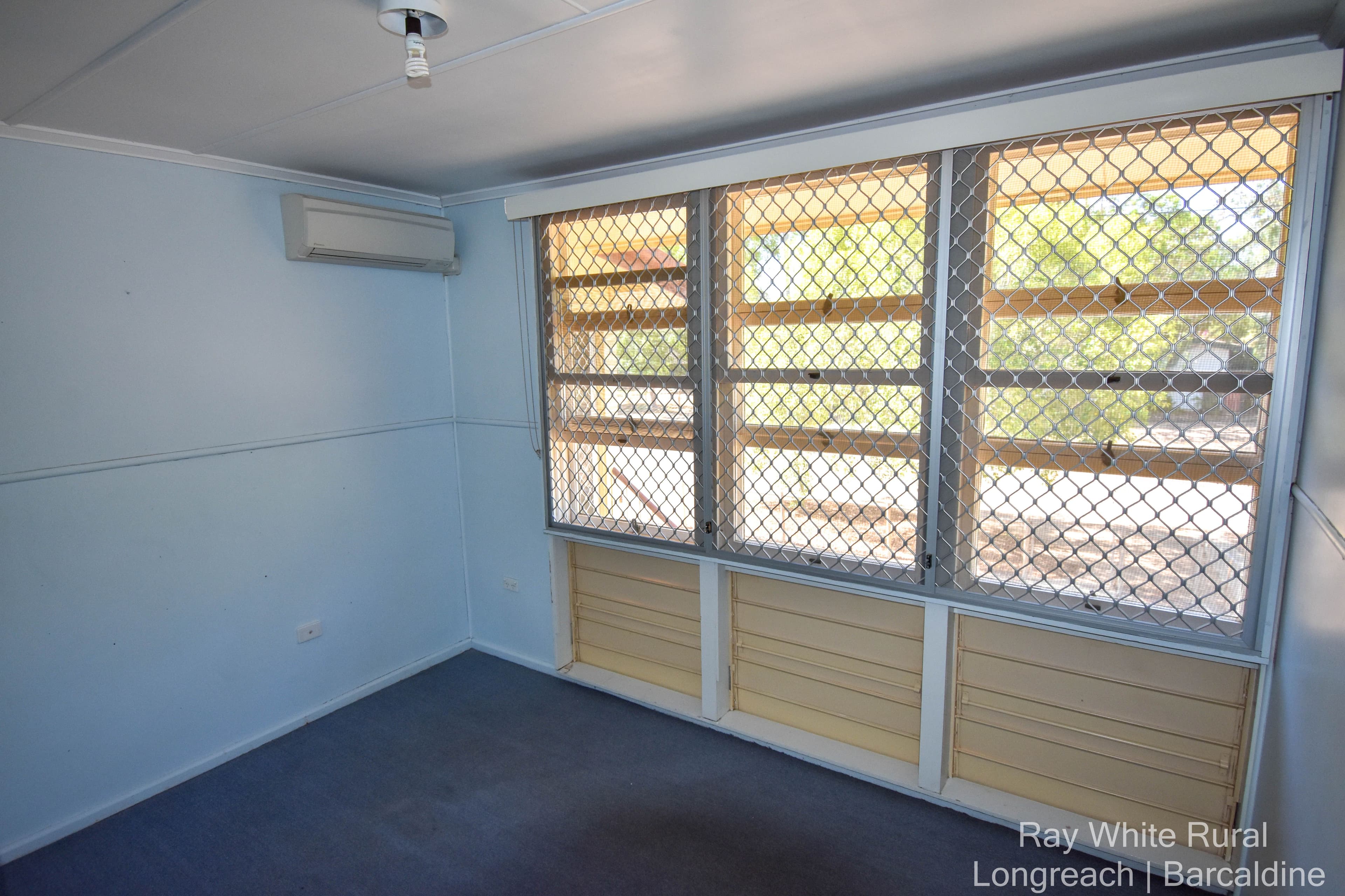 37 Quarrian Road, Longreach QLD 4730, Longreach - Thumbnail 8
