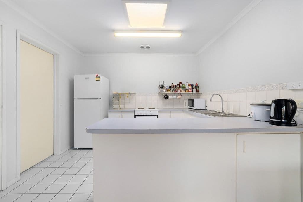 87 Hogans Road, Hoppers Crossing VIC 3029, Hoppers Crossing - Thumbnail 6