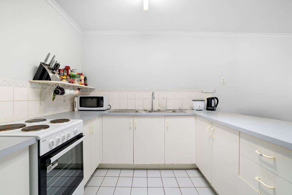 87 Hogans Road, Hoppers Crossing VIC 3029, Hoppers Crossing - Thumbnail 7