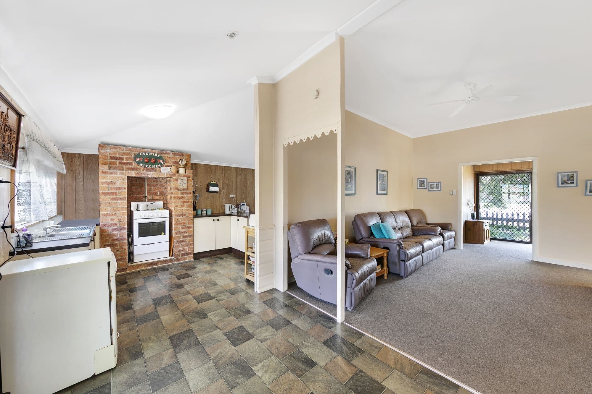18 Warrigal Street, The Entrance - Thumbnail 4