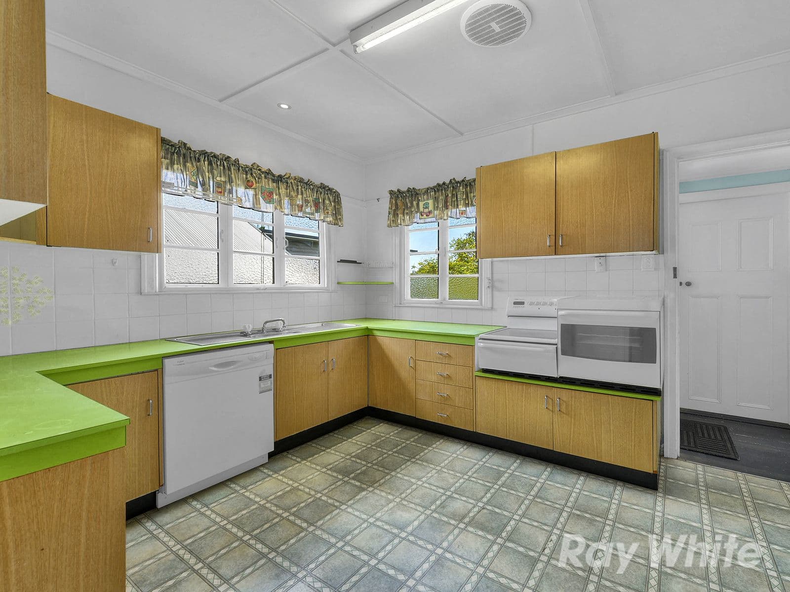 57 Pilliga Street, Virginia QLD 4014, Virginia - Thumbnail 6