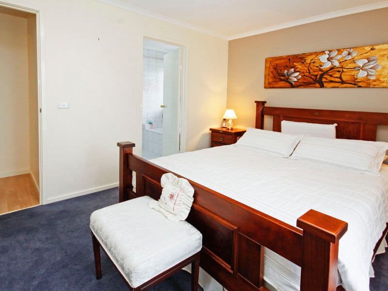 35 Govett Crescent, ST ALBANS PARK VIC 3219, St Albans Park - Thumbnail 6