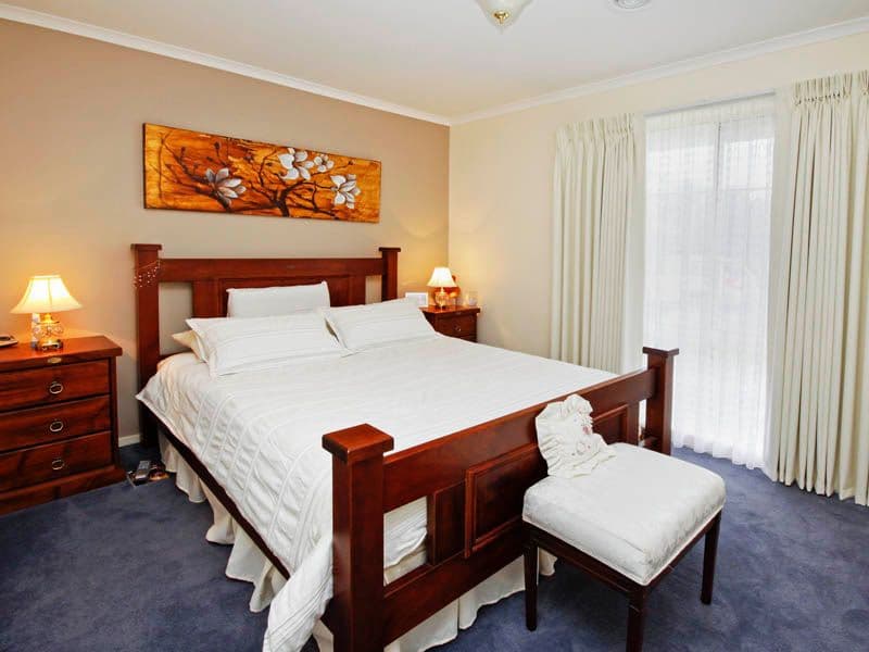 35 Govett Crescent, ST ALBANS PARK VIC 3219, St Albans Park - Thumbnail 7