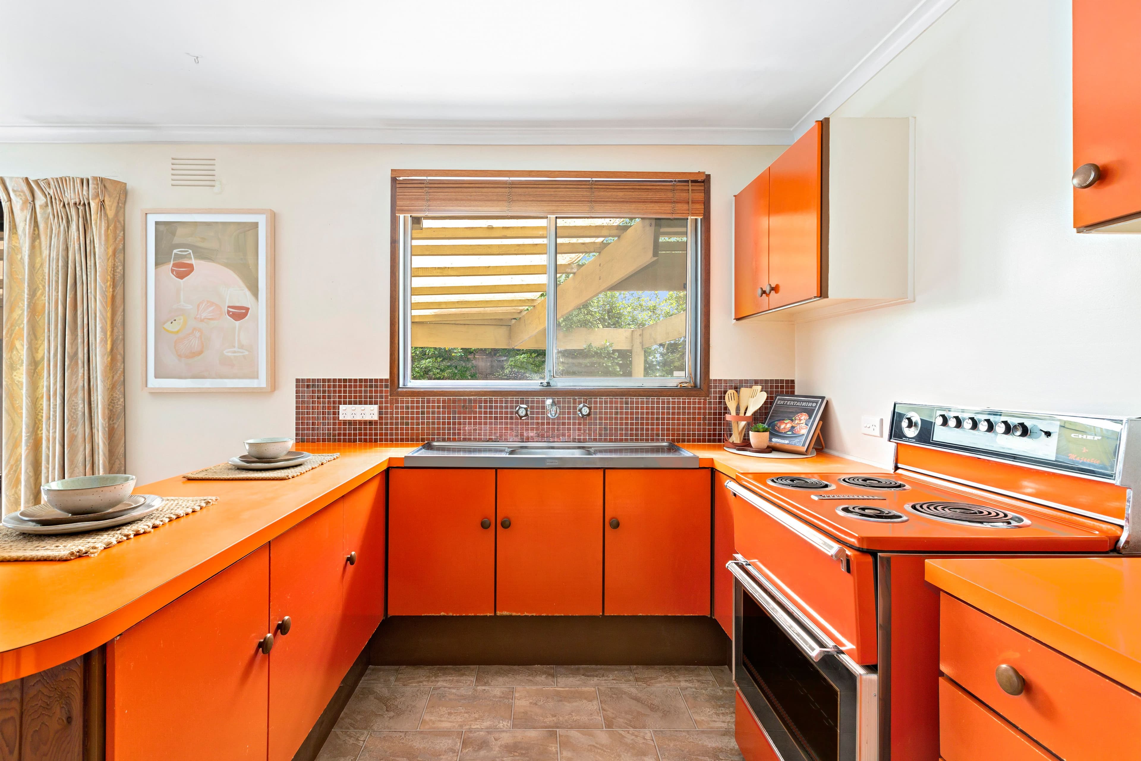 66 Lucerne Crescent, Frankston VIC 3199, Frankston - Thumbnail 3