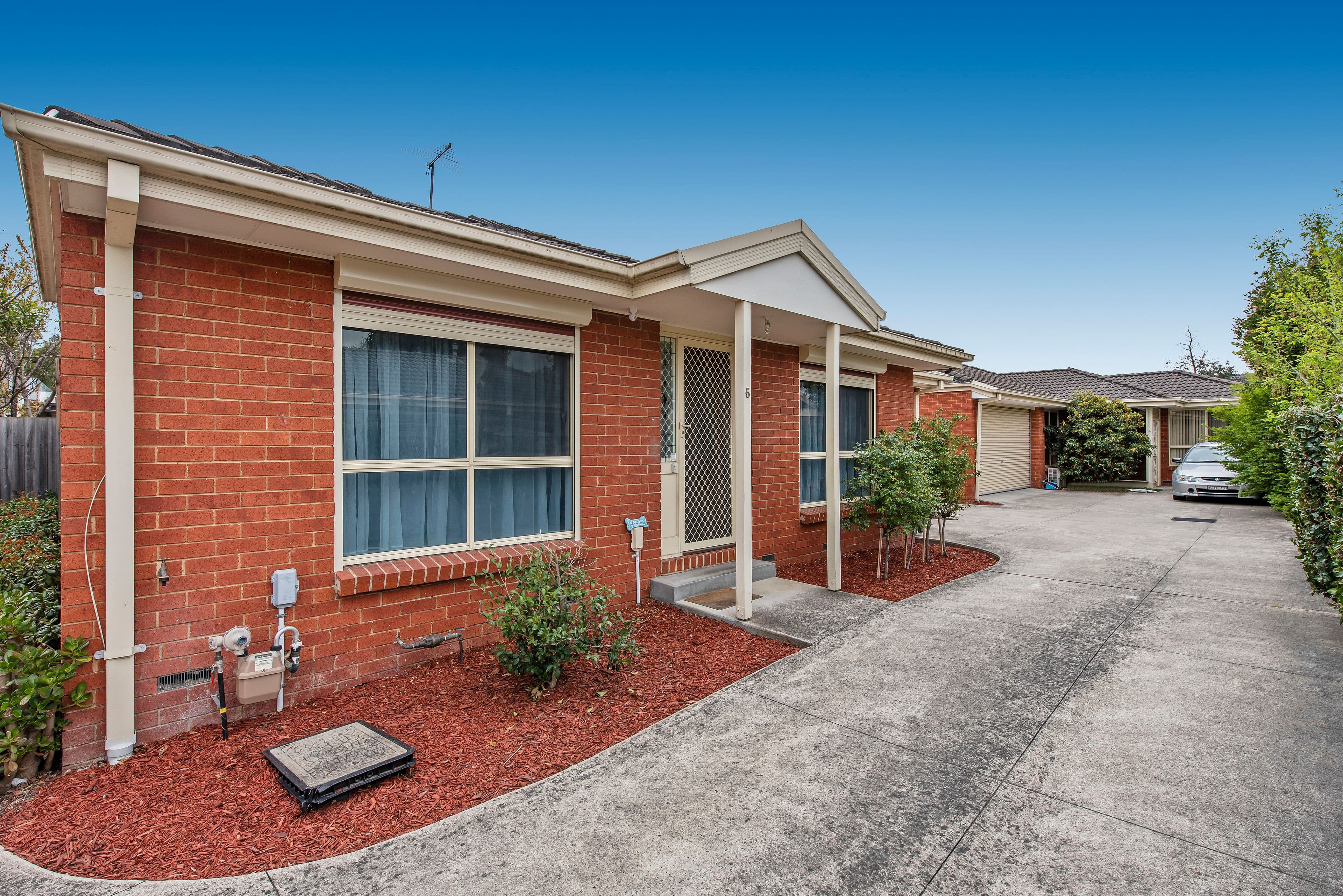 37 Elmhurst Road, Bayswater North VIC 3153, Bayswater North - Image 1