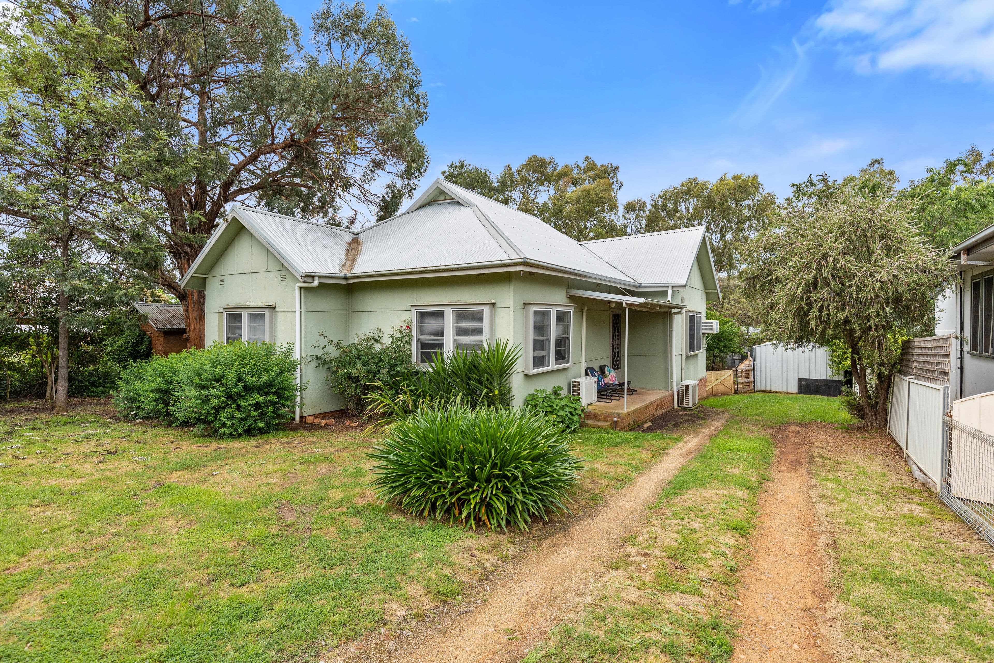 7 Eugene Avenue, San Isidore NSW 2650, San Isidore - Image 1