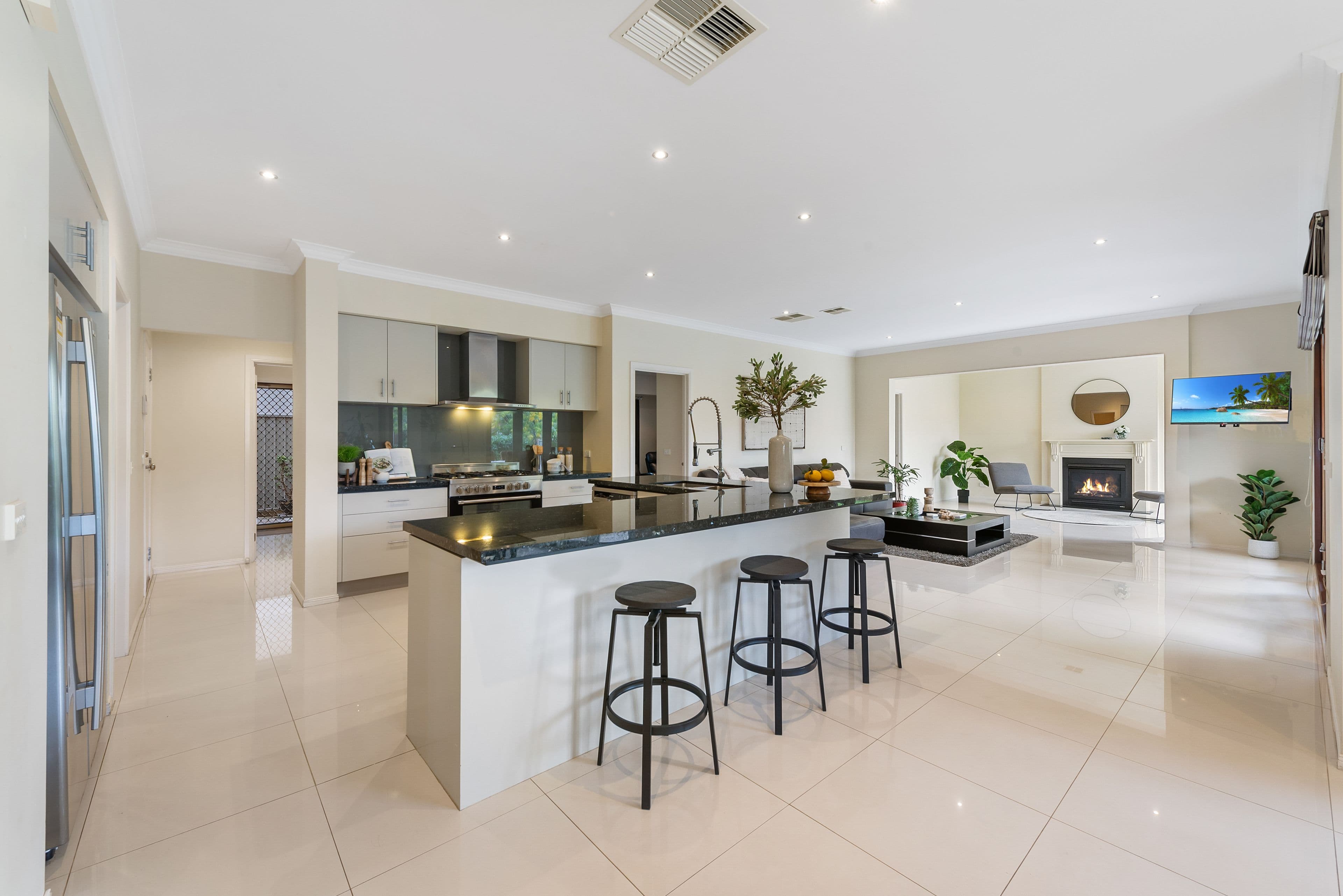 30 The Grange, Caroline Springs VIC 3023, Caroline Springs - Thumbnail 5