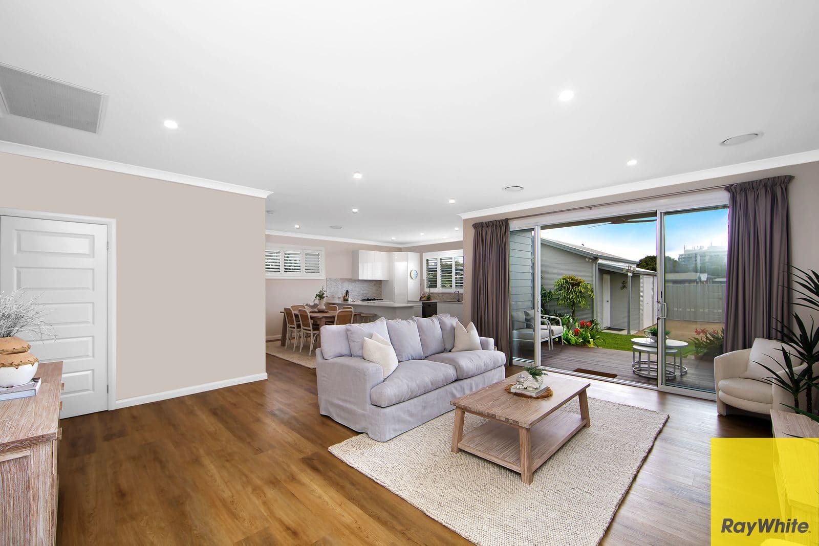 76 Barrenjoey Road, Ettalong Beach NSW 2257, Ettalong Beach - Thumbnail 6