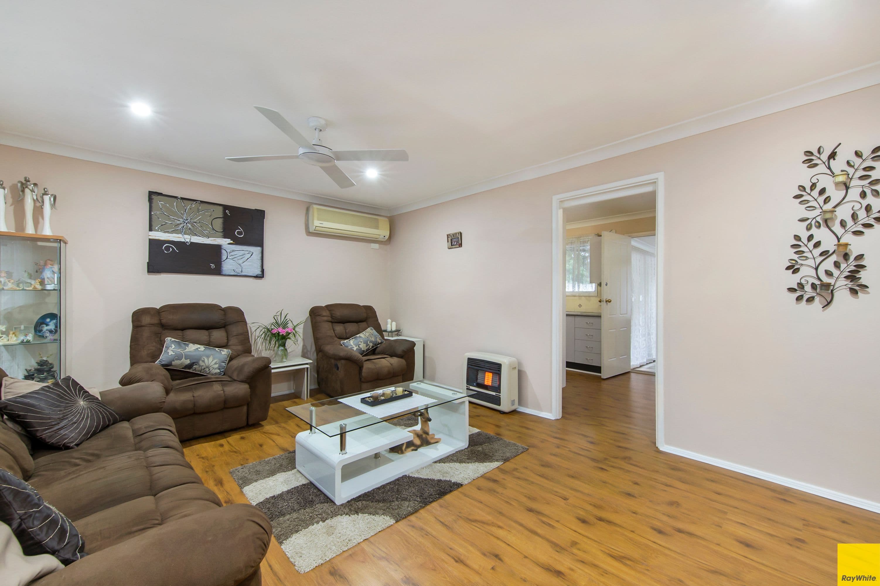55 Landy Avenue, Penrith - Thumbnail 3