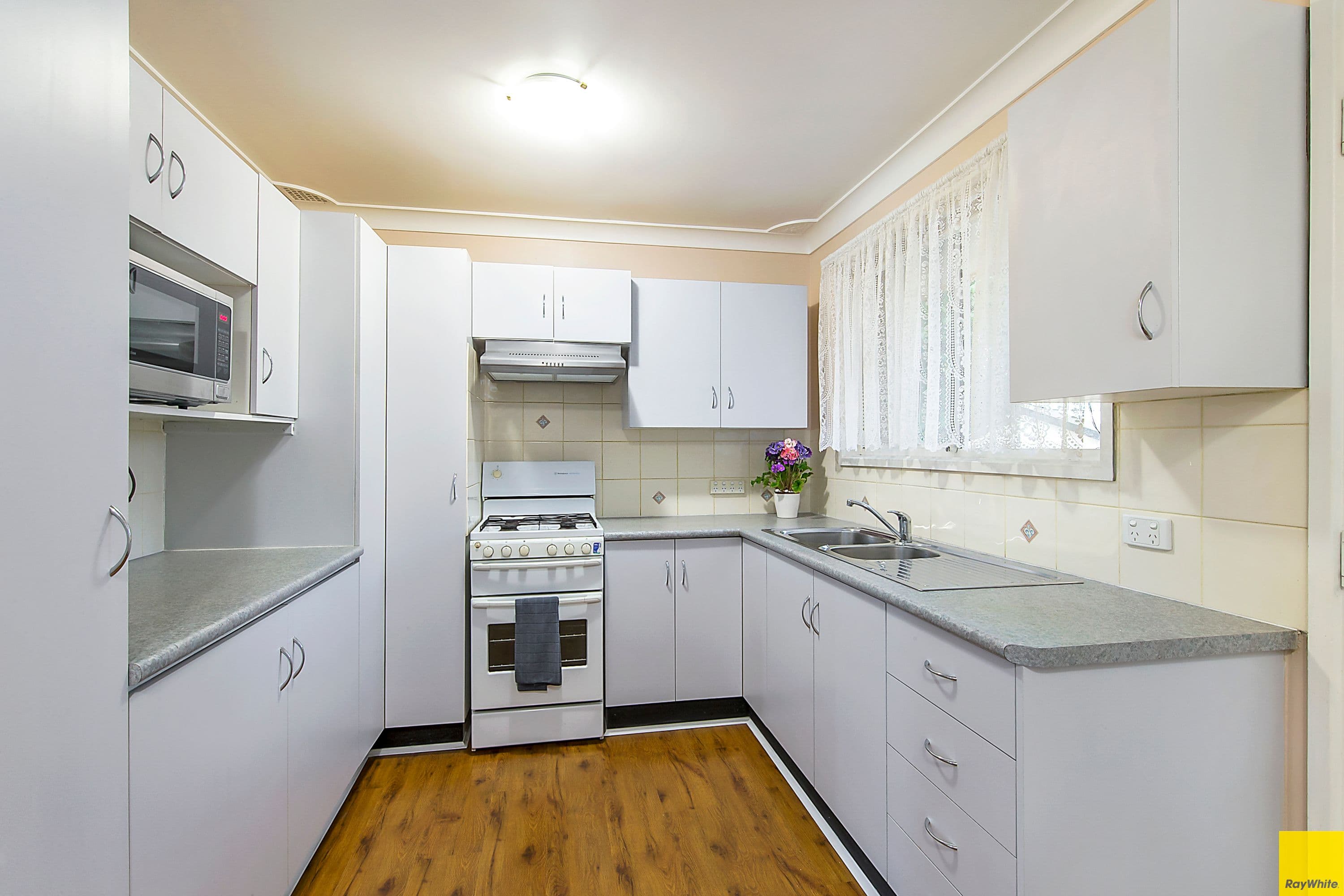 55 Landy Avenue, Penrith - Thumbnail 4