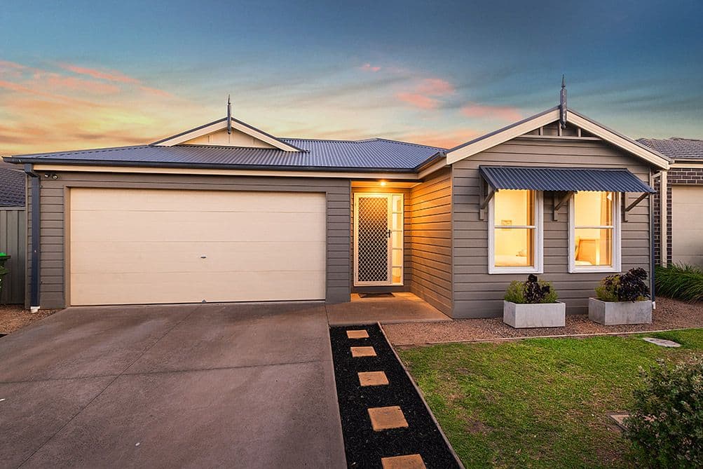 12 Southampton Drive, Langwarrin VIC 3910, Langwarrin - Image 1