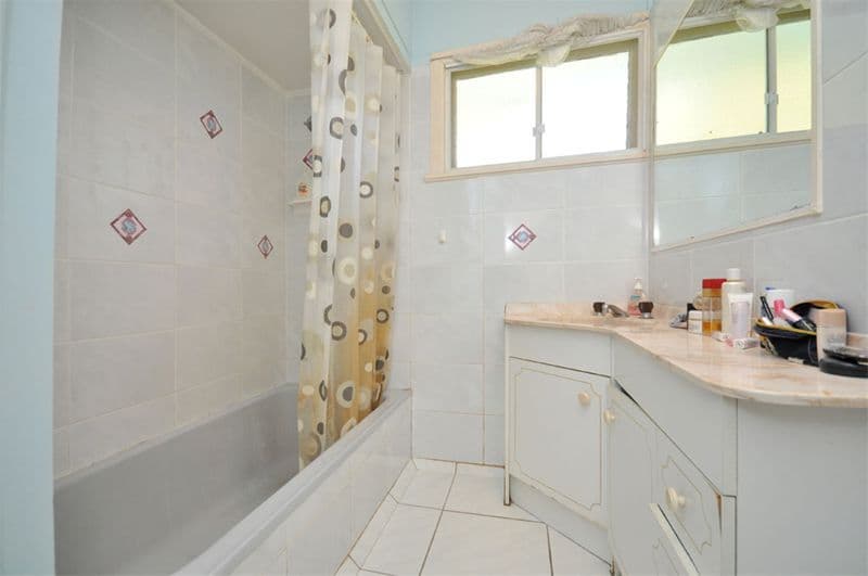 9 Taabinga Street, WAVELL HEIGHTS QLD 4012, Wavell Heights - Thumbnail 5