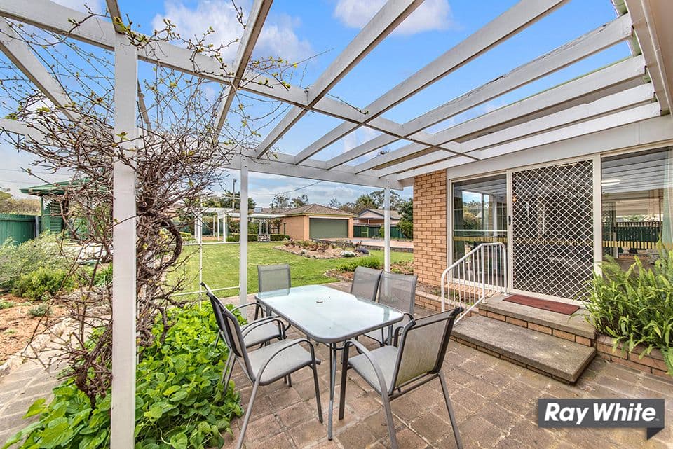 110 Shumack Street, Weetangera ACT 2614, Weetangera - Thumbnail 2