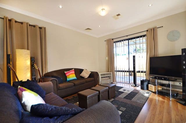 2 Lancing Way, BALGA WA 6061, Balga - Thumbnail 3