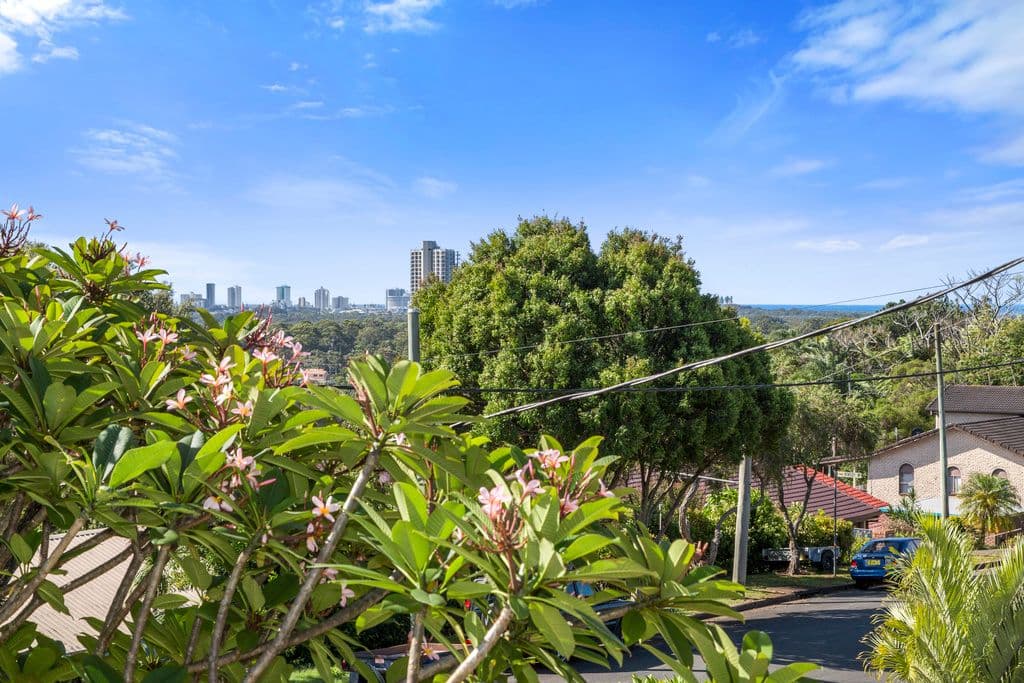 52 Laura Street, Banora Point - Image 1