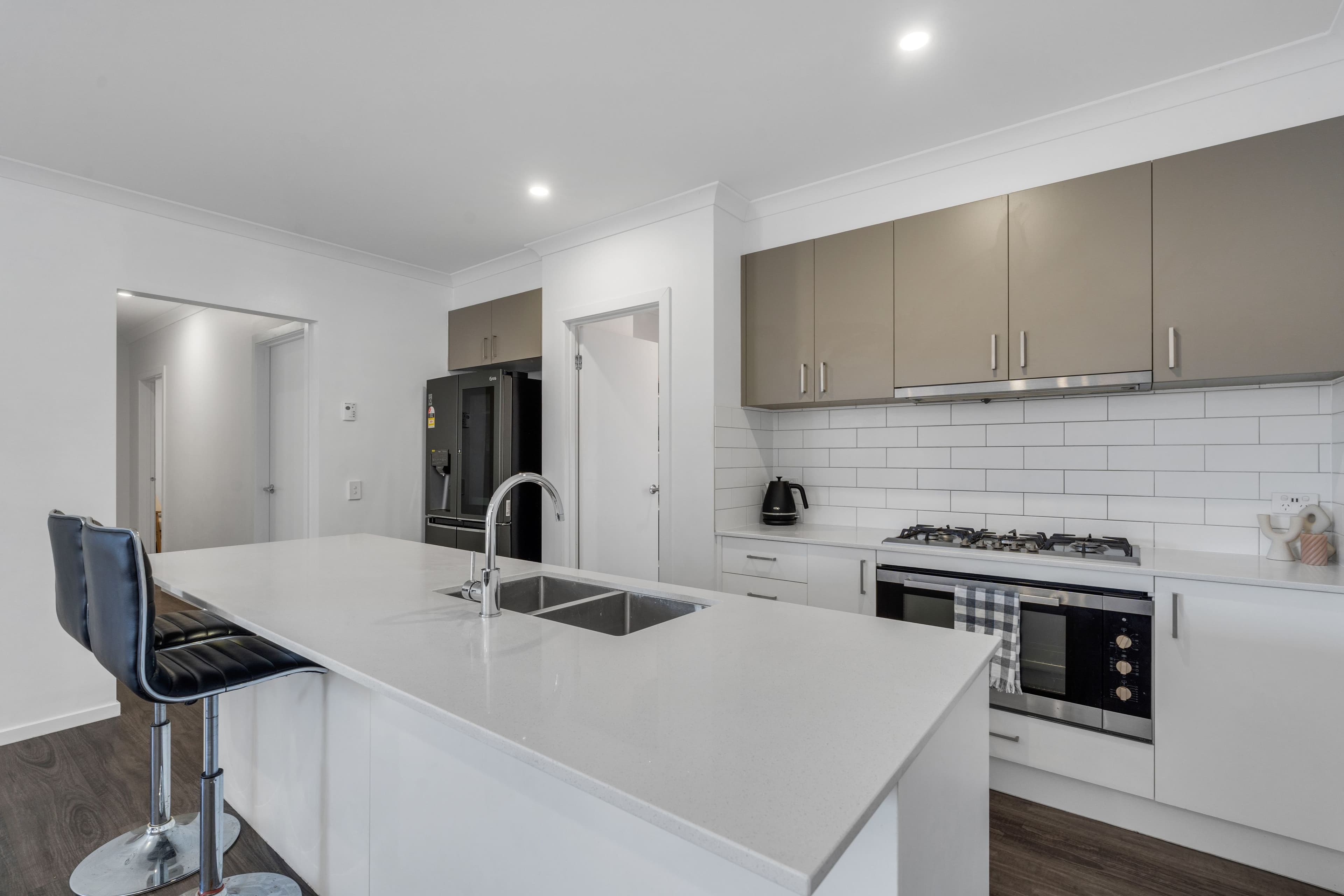 13 Emu Drive, Beveridge VIC 3753, Beveridge - Thumbnail 2