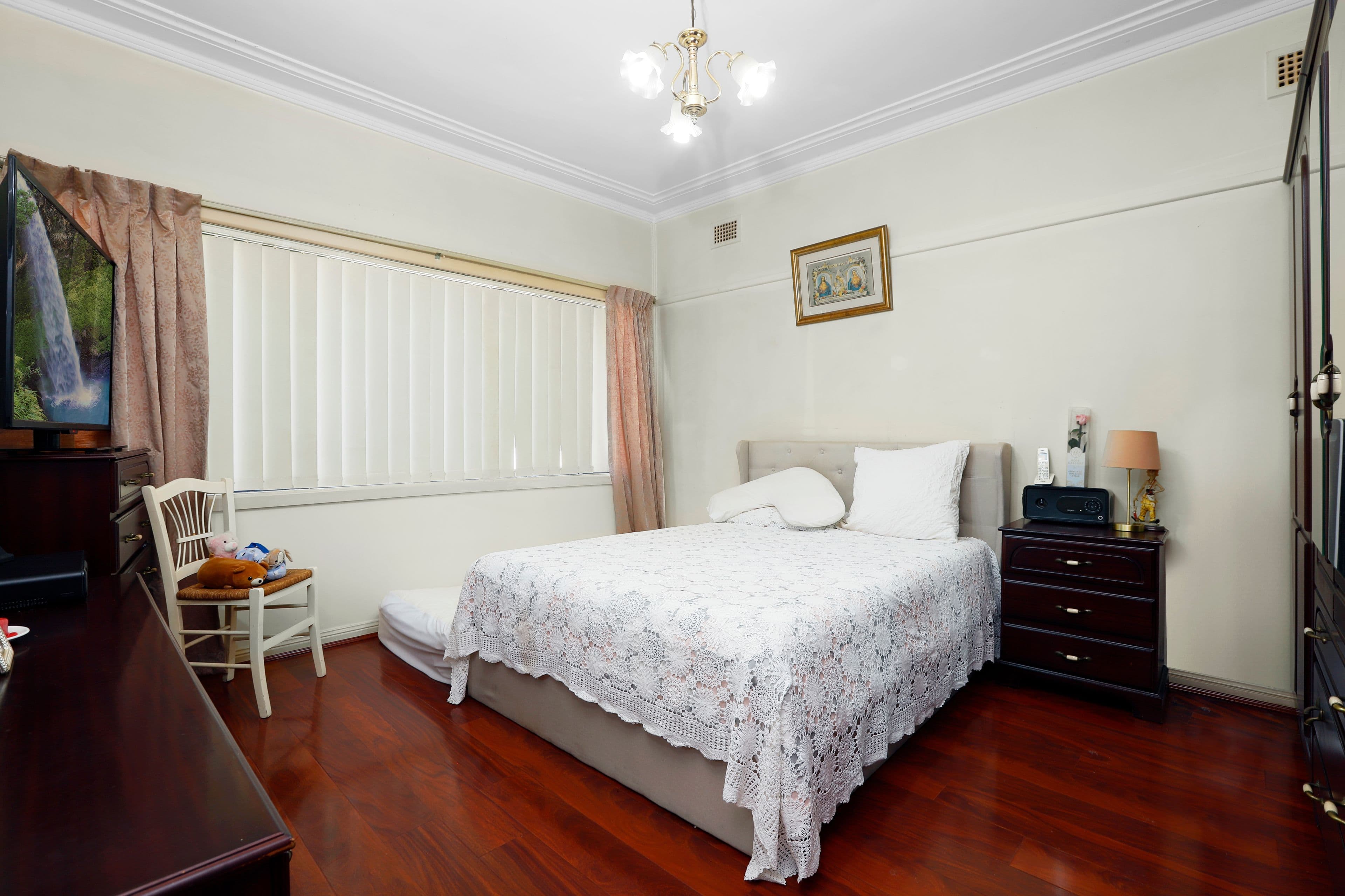 1 Raymond Avenue, Roselands NSW 2196, Roselands - Thumbnail 2