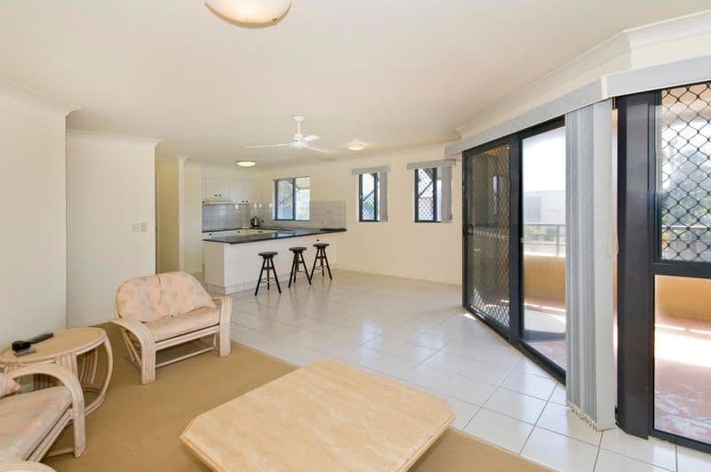  2-4 Gibson Street, BILINGA QLD 4225, Bilinga - Thumbnail 5